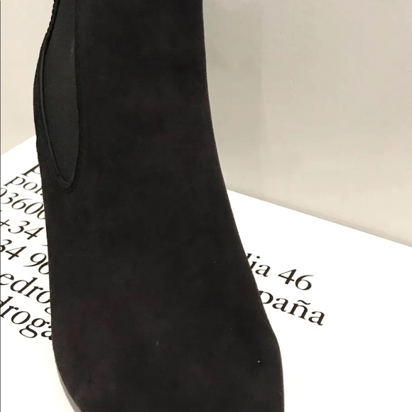 Pedro Garcia Engel Chelsea Suede Booties Black - Picture 6 of 10